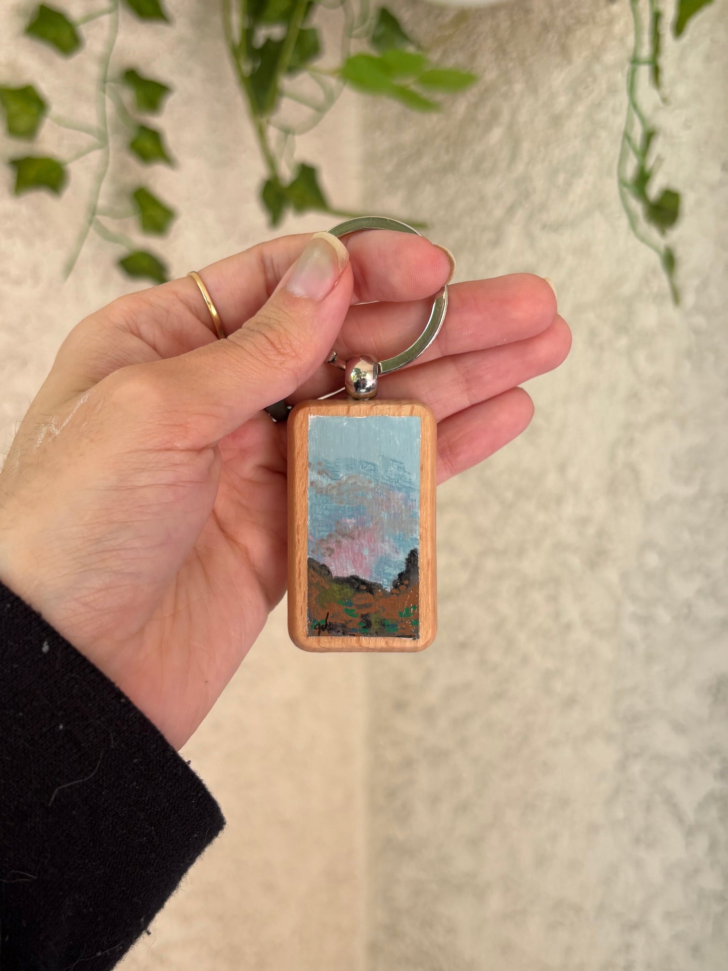 Wooden Keychain - Badlands, Ghost